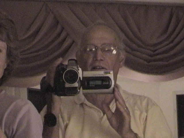 PopPop.jpg (21570 bytes)